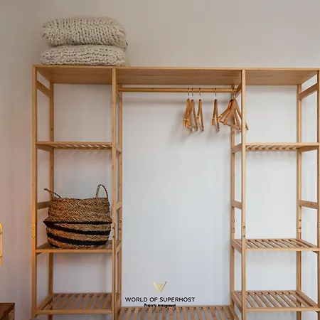 Bright Near The Sea And The Marina Appartement