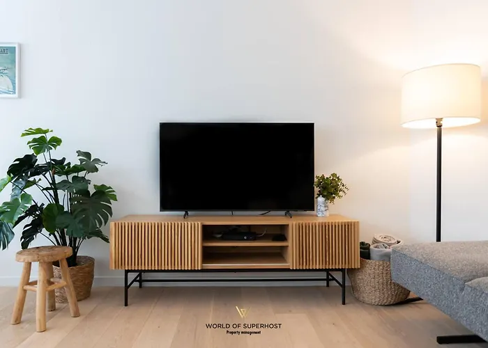 Bright Near The Sea And The Marina * Ostend